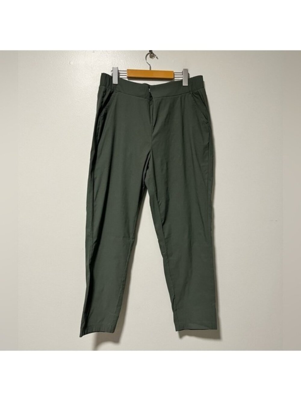 Modern Ambition Women’s Olive Green Tapered Pants – Size XL